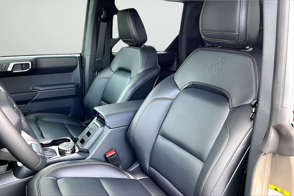New 2025 Ford Bronco Badlands AWD/4WD image 10