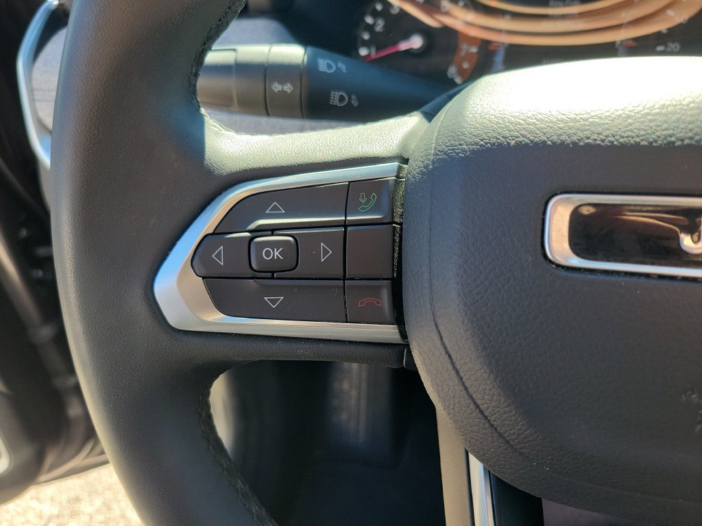 Used 2024 Jeep Compass Latitude AWD/4WD image 22