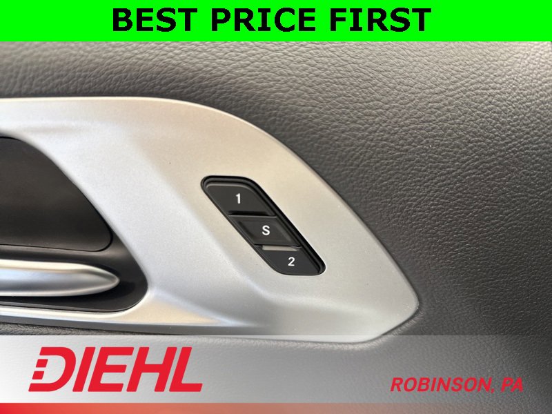 New 2026 Chrysler Pacifica Limited w/ S Appearance Package image 28