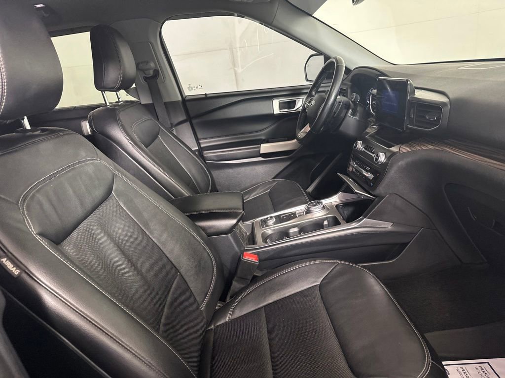 Used 2020 Ford Explorer Limited w/ Equipment Group 310A image 23