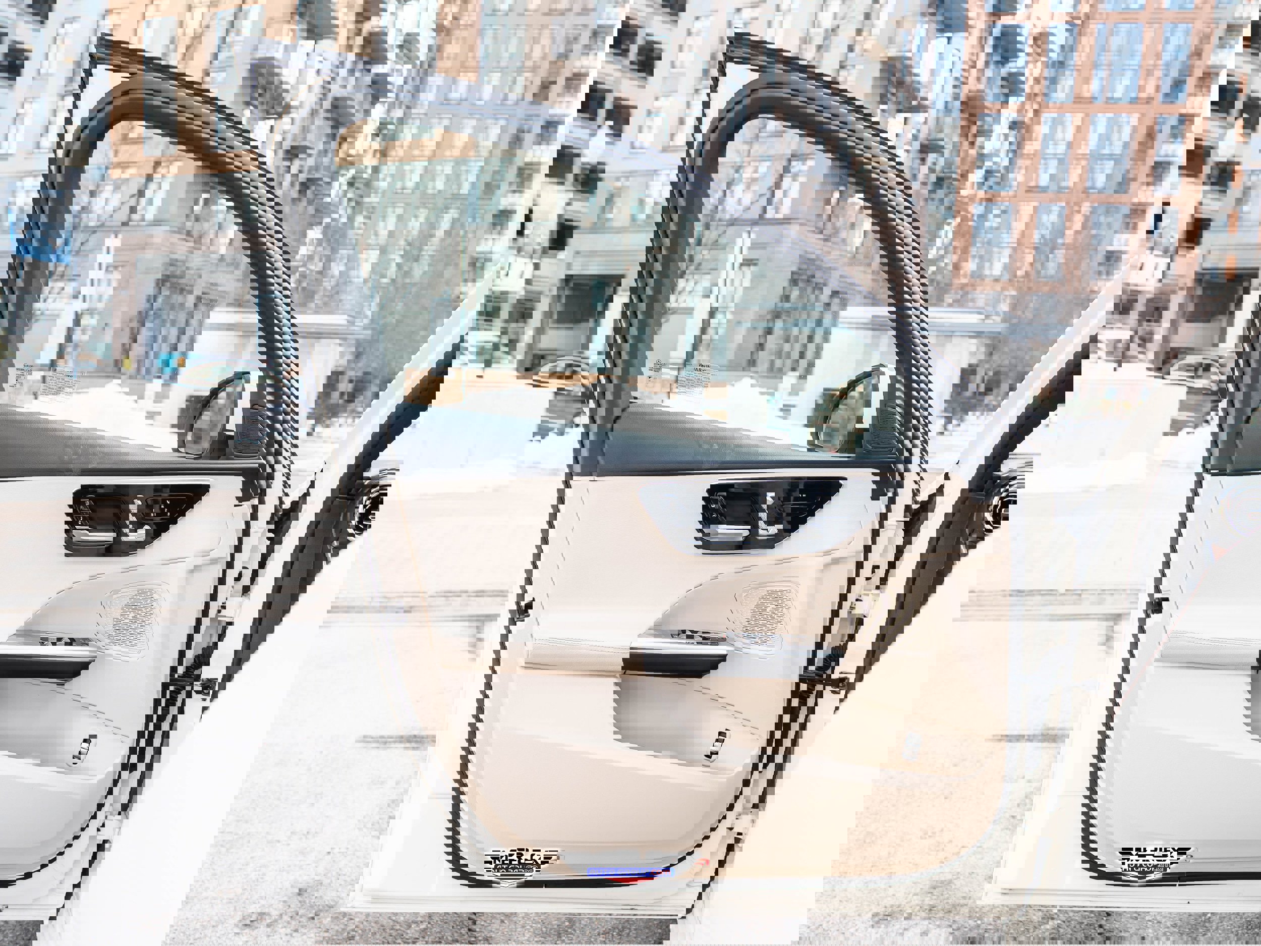 Used 2022 Mercedes-Benz C 300 4MATIC Sedan w/ Exclusive Trim Package image 40