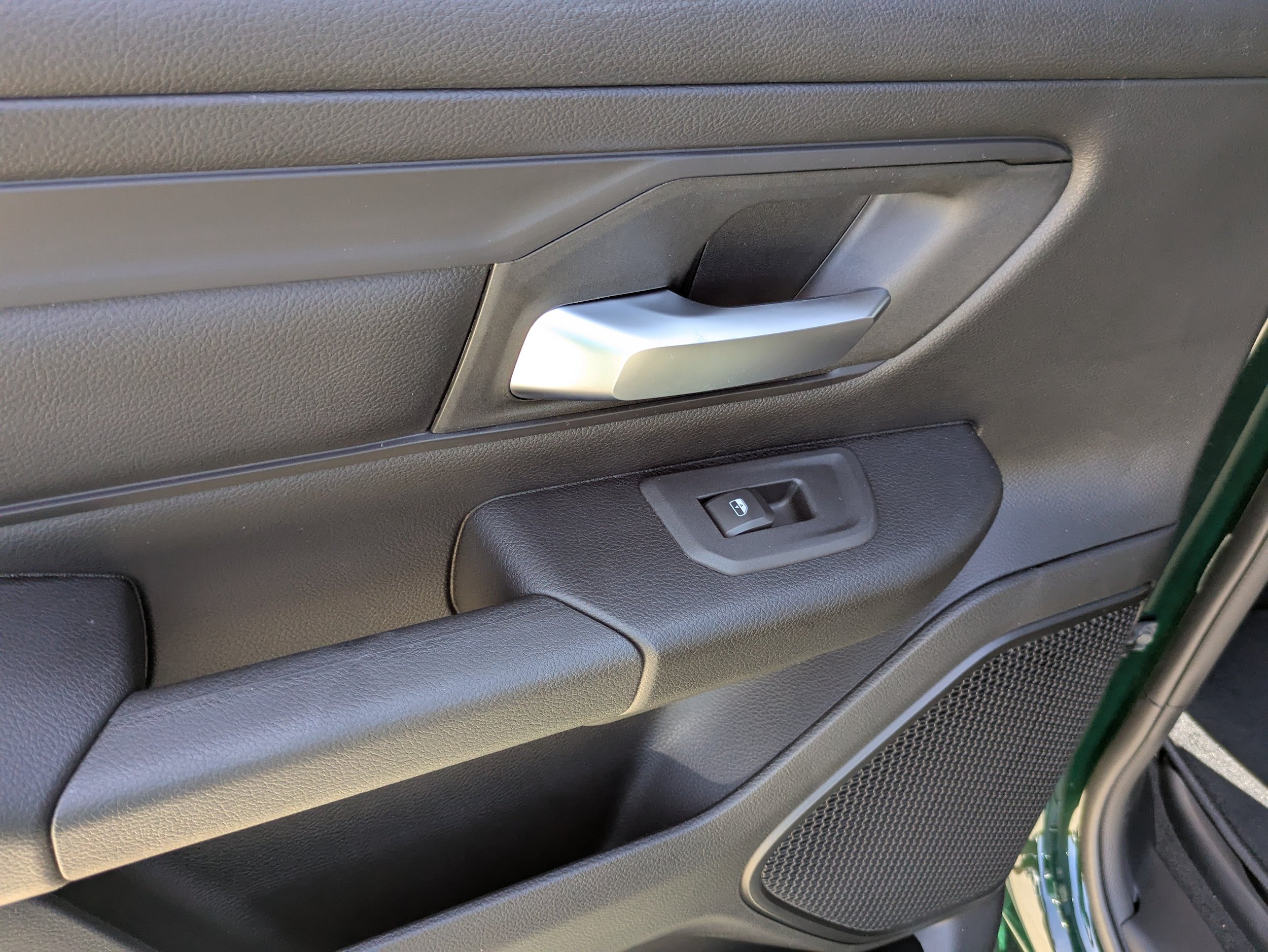 New 2026 RAM 1500 Express AWD/4WD image 8