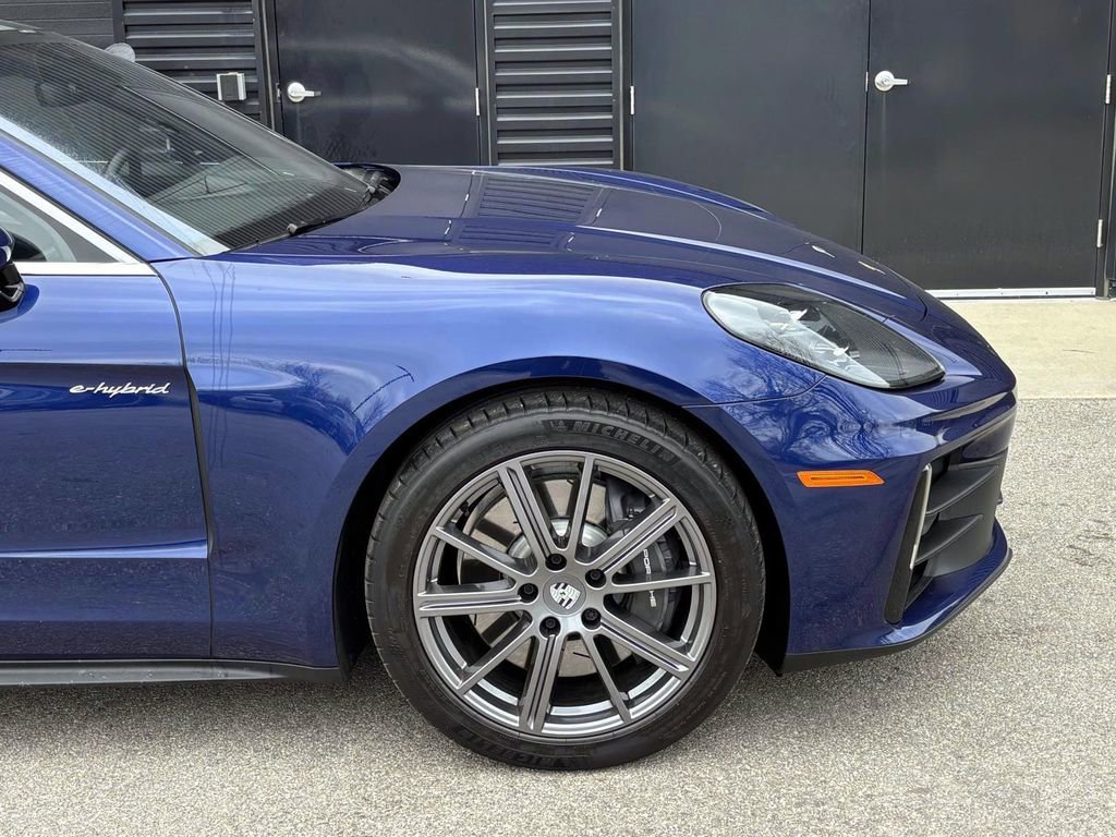 Used 2025 Porsche Panamera 4 image 14