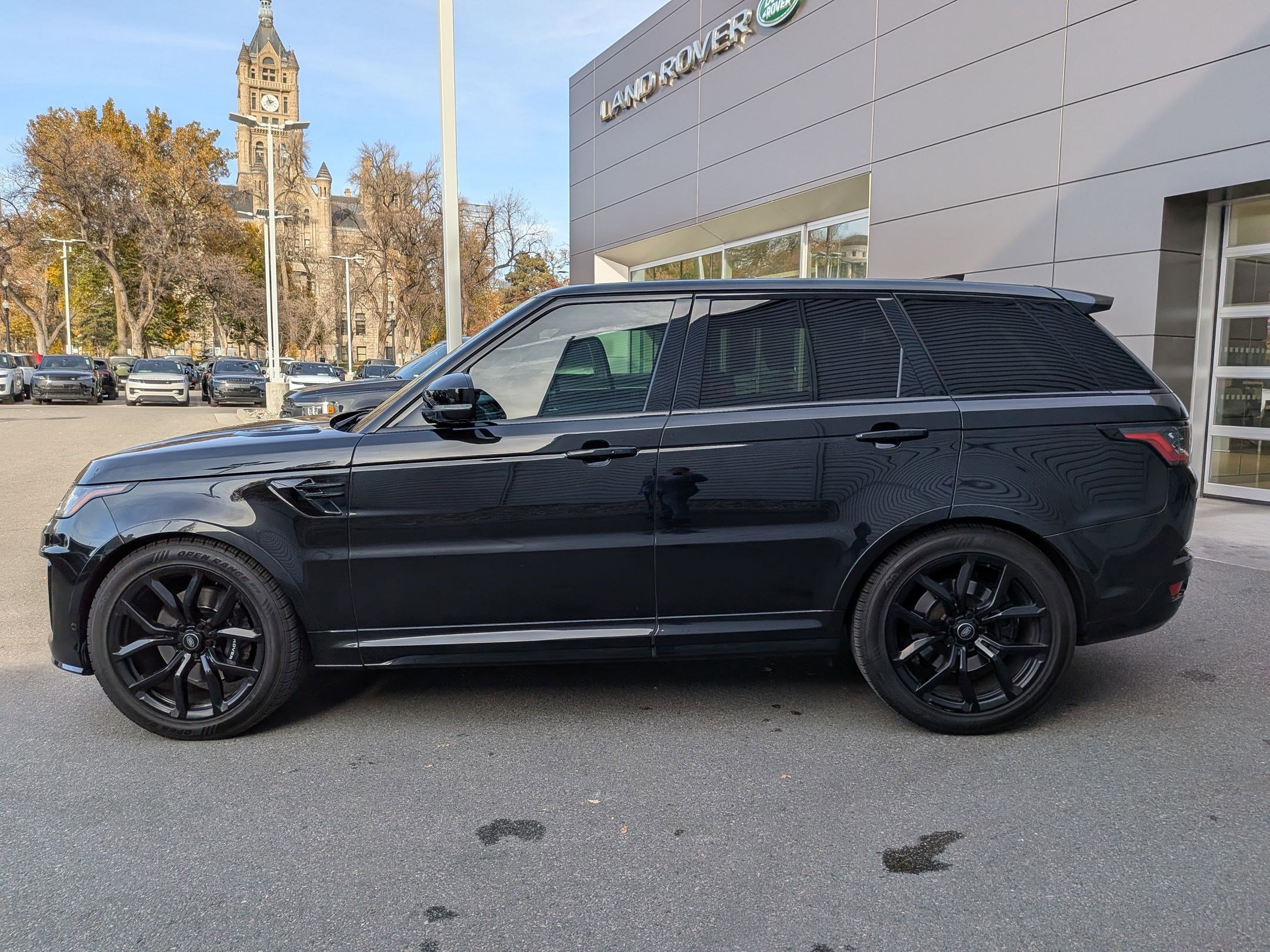 Used 2021 Land Rover Range Rover Sport SVR image 7