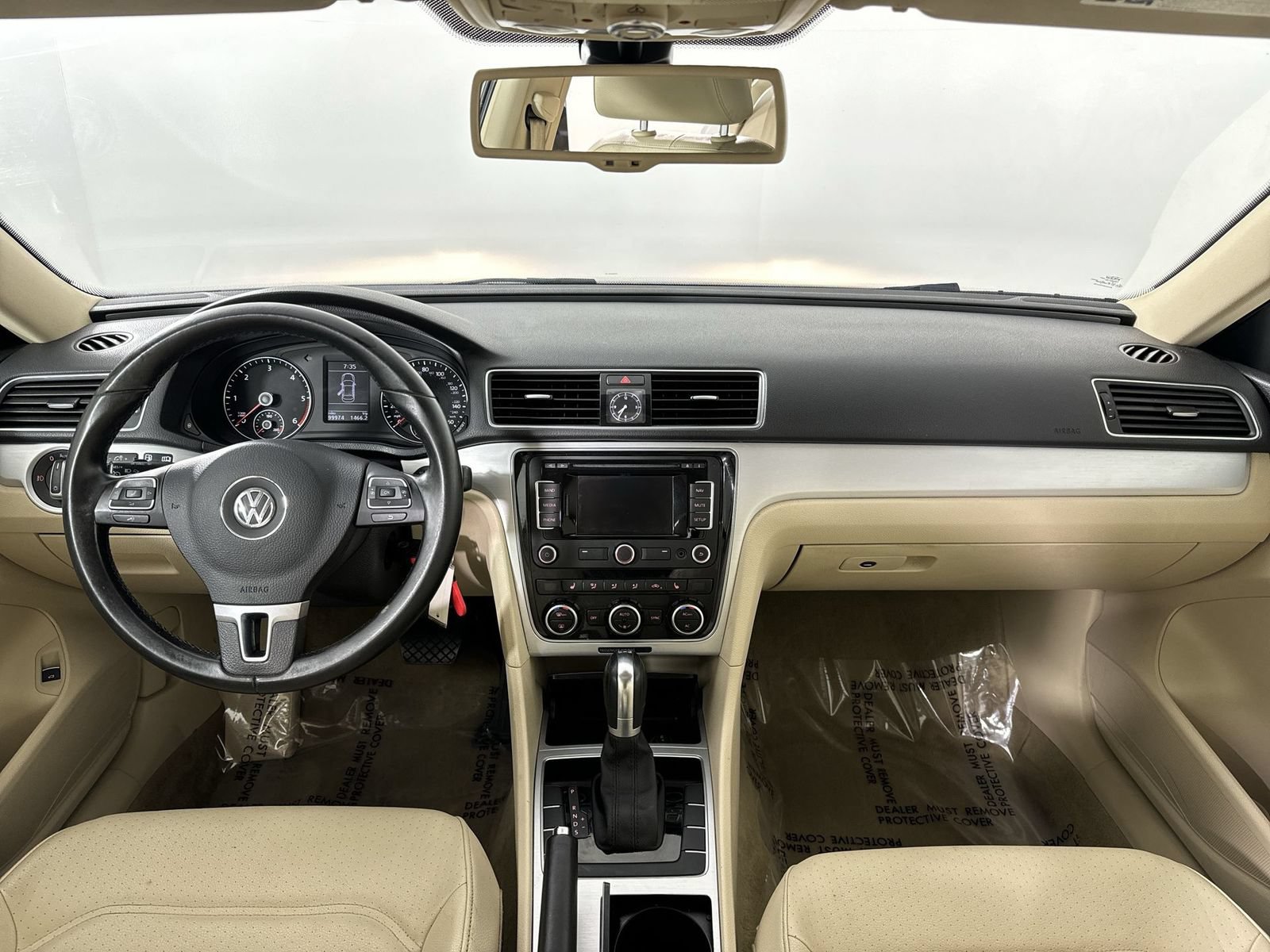 Used 2012 Volkswagen Passat TDI SE FWD image 22