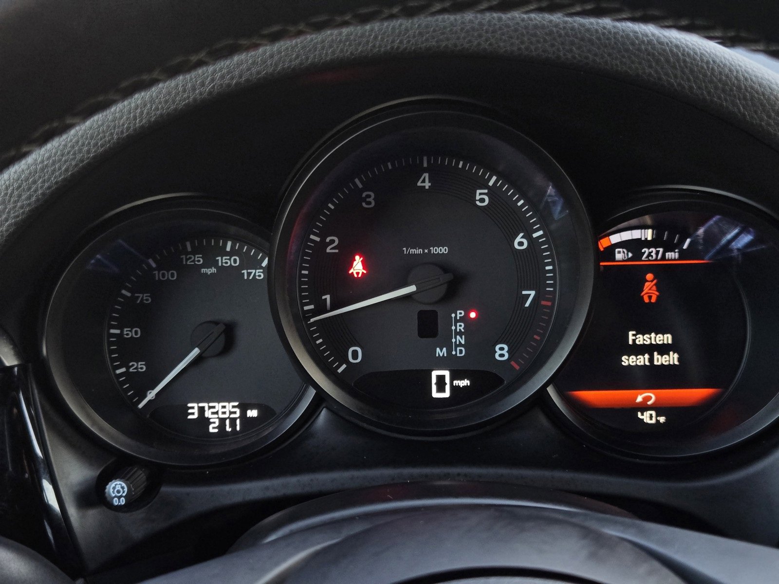 Used 2024 Porsche Macan image 26