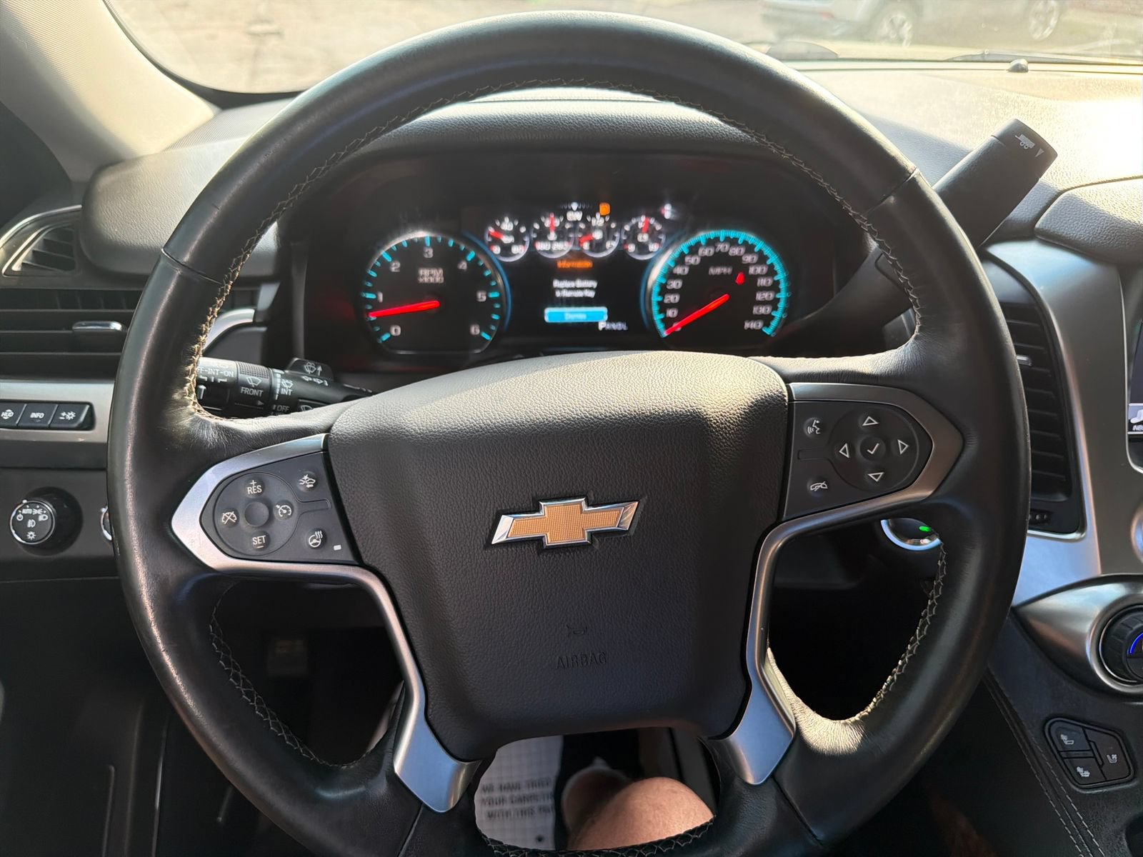 Used 2020 Chevrolet Suburban Premier AWD/4WD image 15