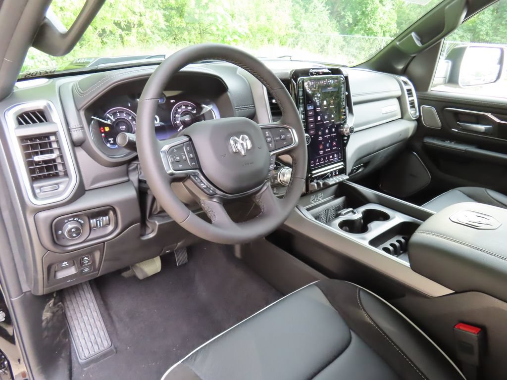 New 2027 RAM 1500 Laramie w/ Night Edition AWD/4WD image 23