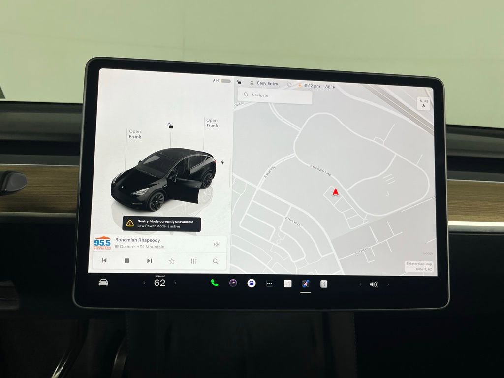Used 2025 Tesla Model Y Long Range image 13