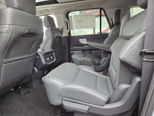New 2026 Ford Expedition Max Active AWD/4WD image 6