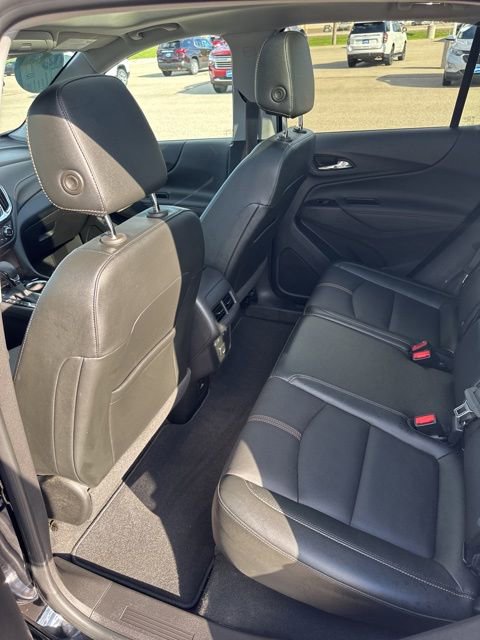 Used 2023 Chevrolet Equinox Premier image 34