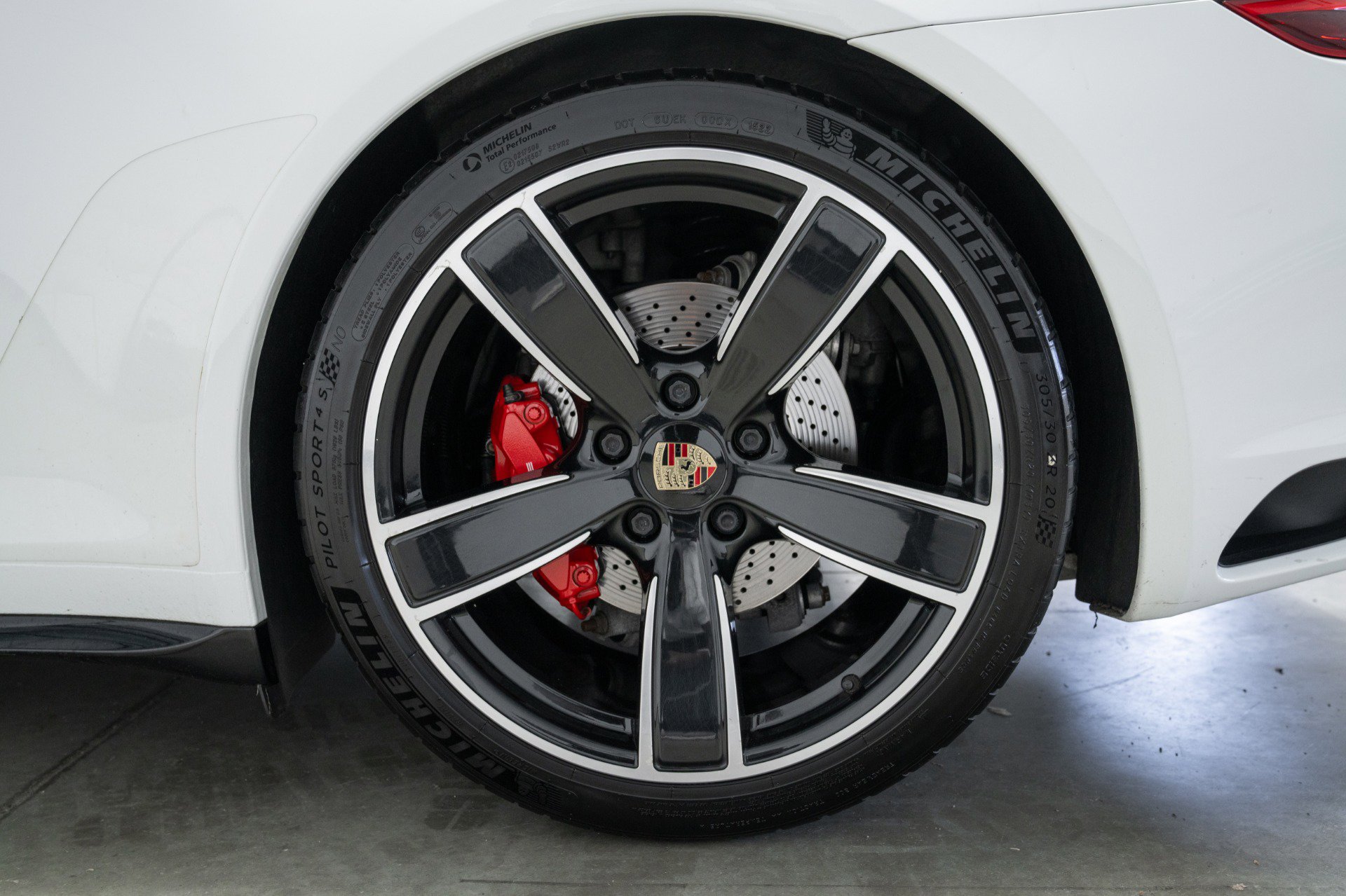Used 2019 Porsche 911 Targa 4S AWD/4WD image 10