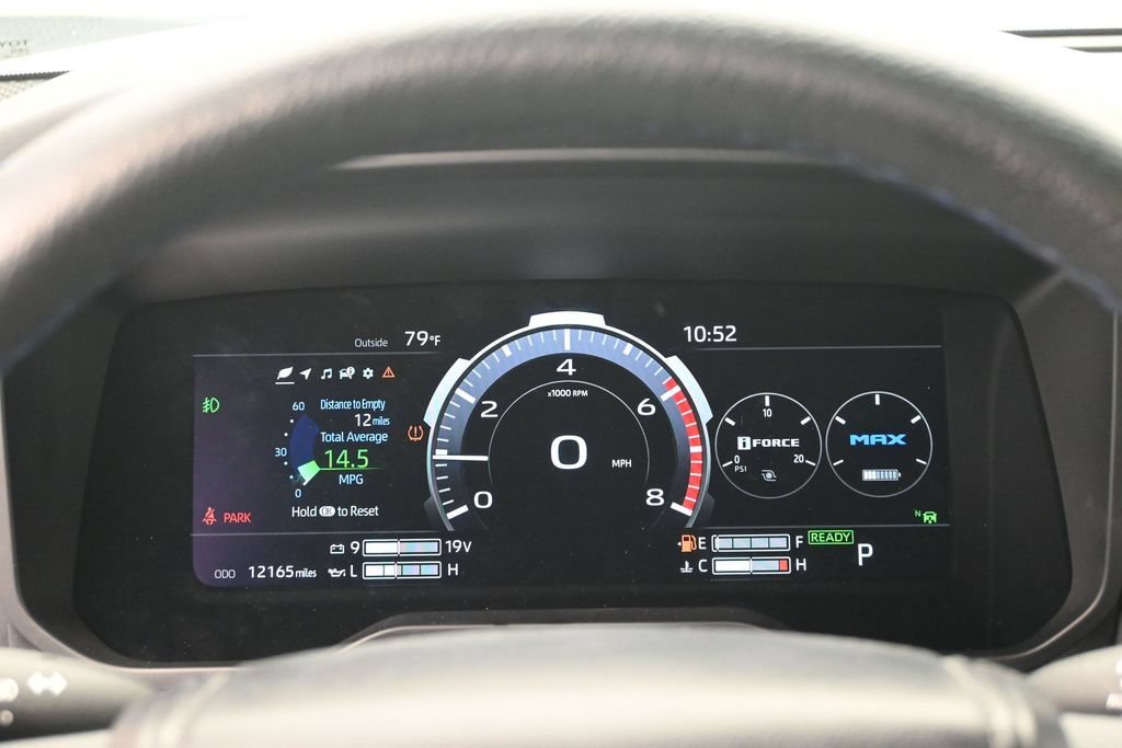 Used 2025 Toyota Sequoia Platinum AWD/4WD image 13