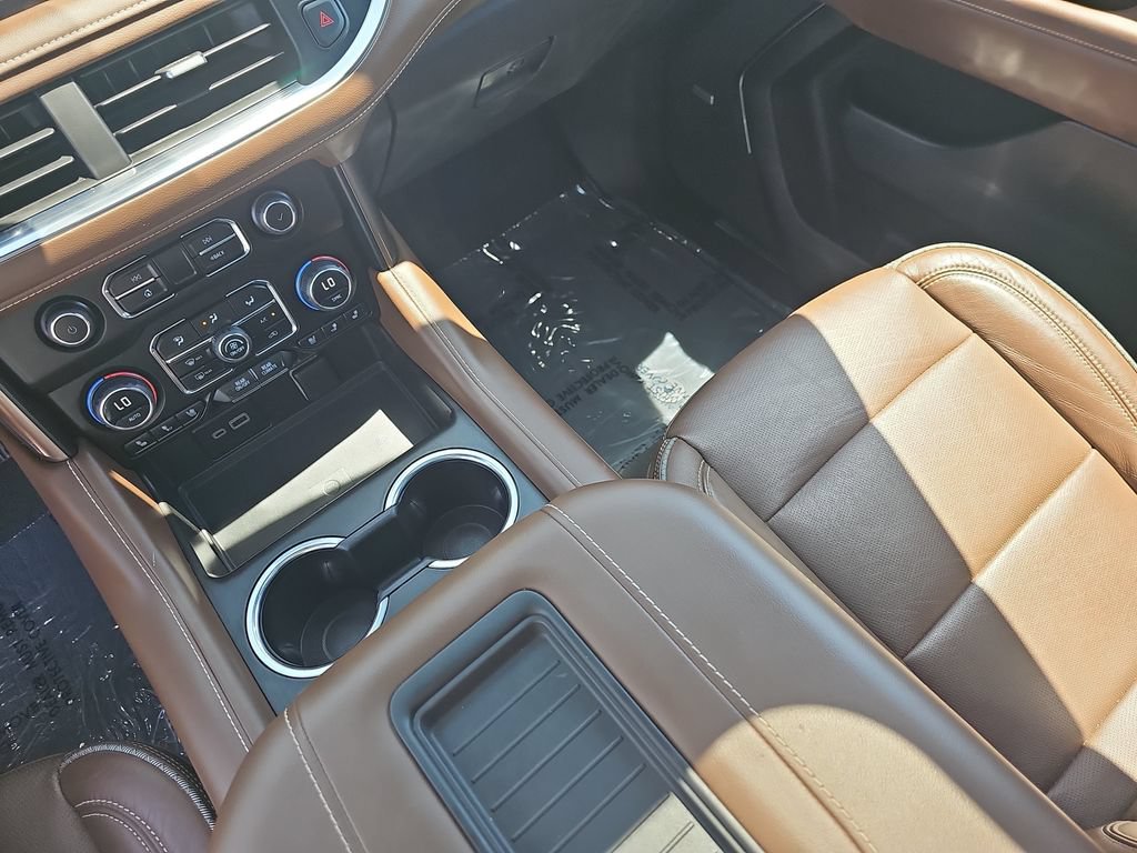 Certified 2023 Chevrolet Tahoe High Country w/ Premium Package AWD/4WD image 28