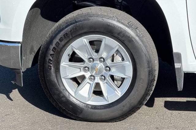 Used 2025 Chevrolet Silverado 1500 LT AWD/4WD image 46
