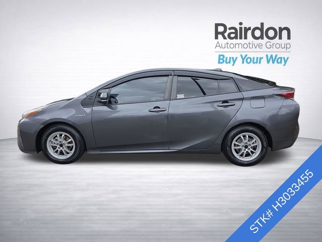 Used 2017 Toyota Prius Two w/ Carpet Mat Package image 4