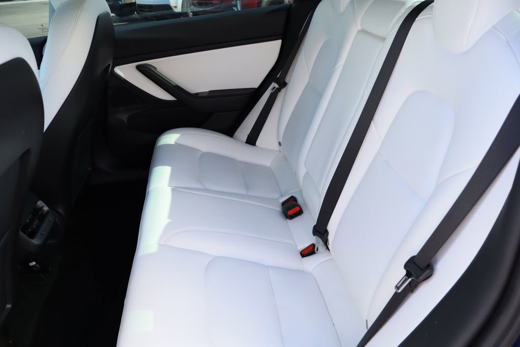 Used 2020 Tesla Model 3 Performance image 20