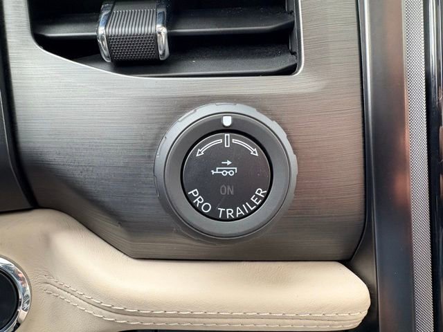 Used 2022 Ford Expedition Max Platinum image 34