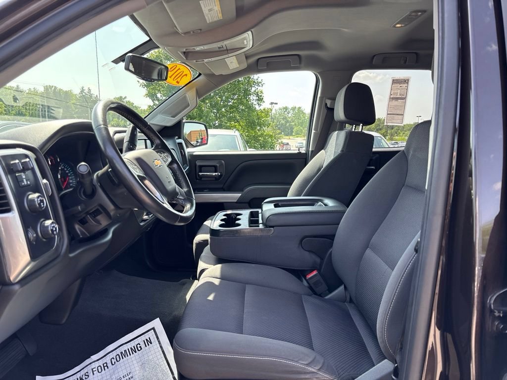 Used 2019 Chevrolet Silverado 1500 LT w/ All Star Edition AWD/4WD image 17