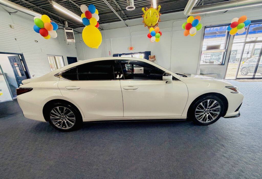 Used 2021 Lexus ES 250 w/ Premium Package AWD/4WD image 9