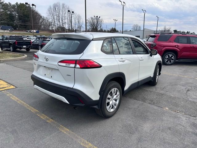 Used 2023 Toyota Corolla Cross L image 3