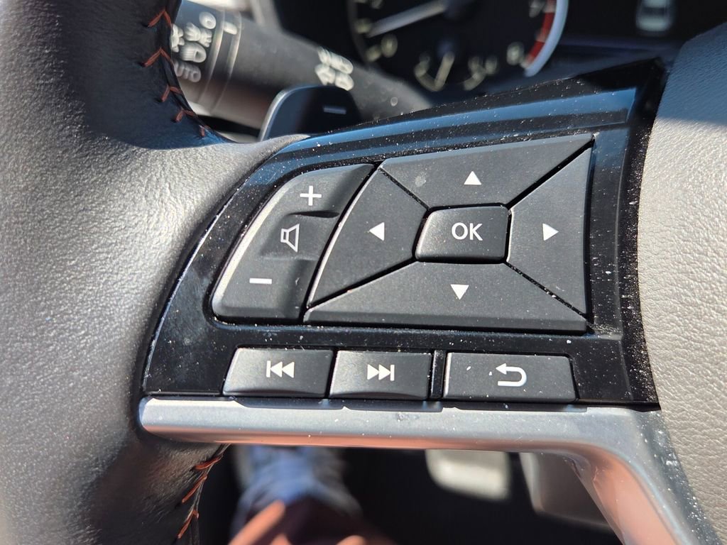 Used 2025 Nissan Altima 2.5 SR image 23