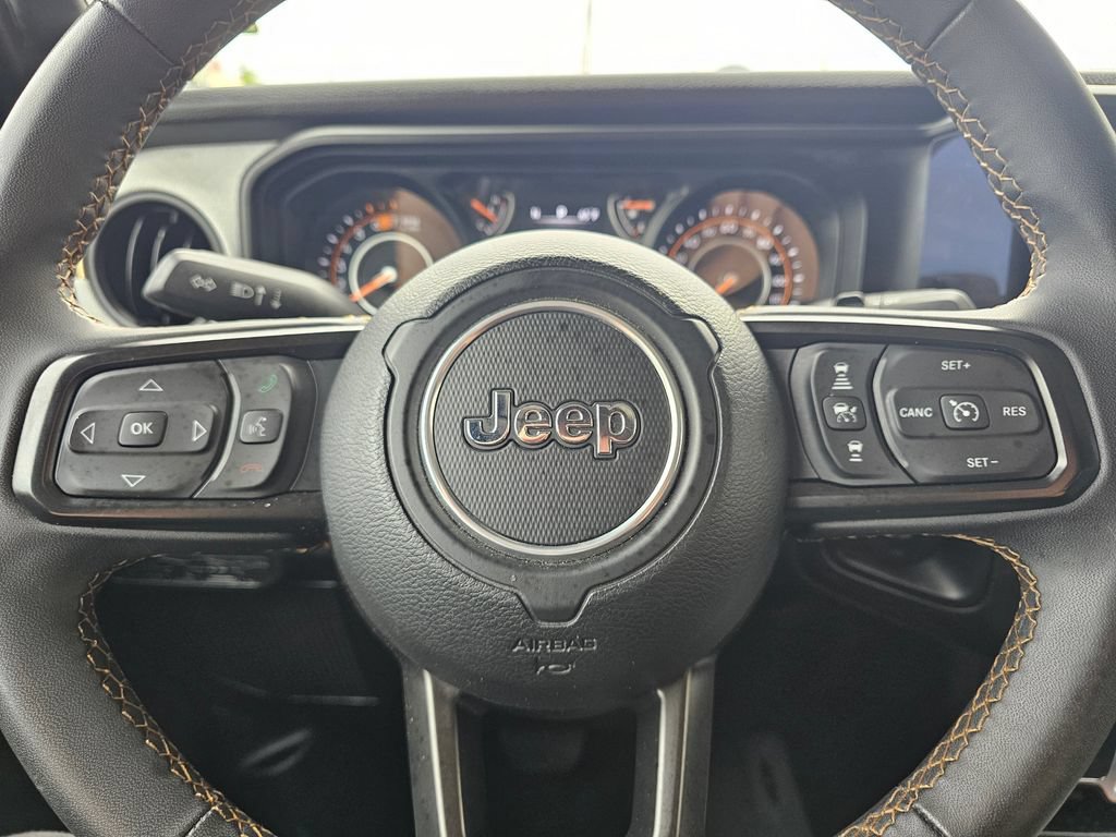 Used 2024 Jeep Wrangler Unlimited Sport AWD/4WD image 19