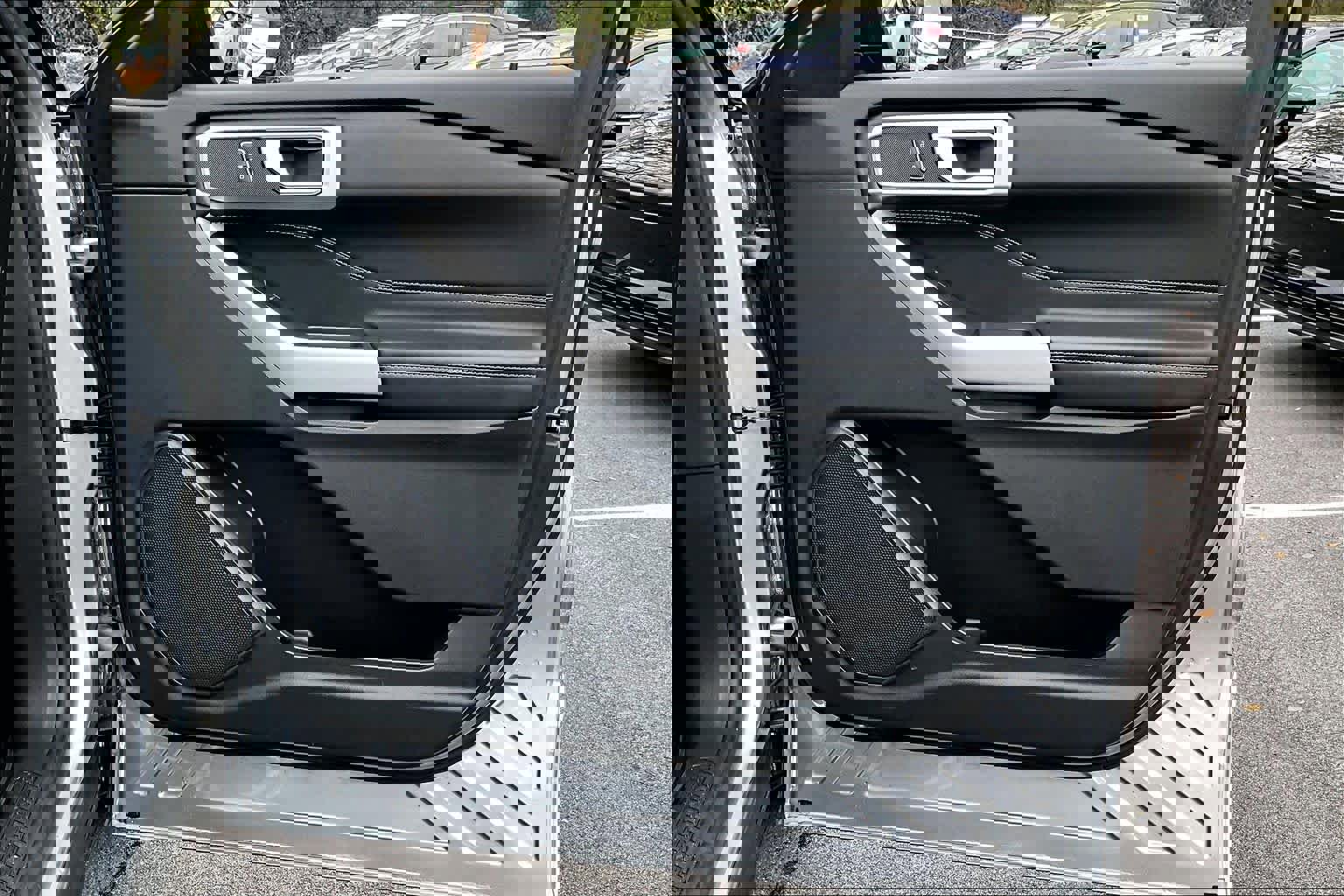 Used 2022 Ford Explorer XLT image 42