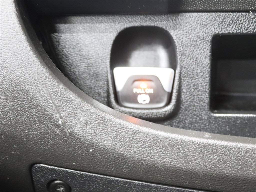 Used 2024 RAM ProMaster 2500 w/ Convenience Group FWD image 32