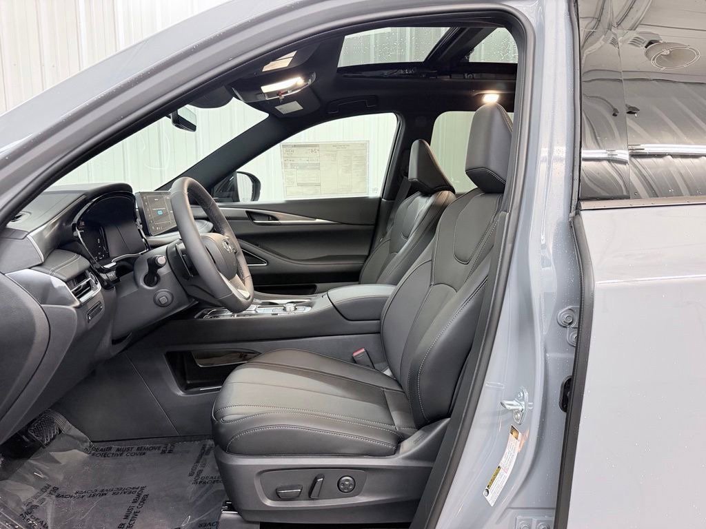 New 2027 INFINITI QX60 Sport w/ Dark Cargo Package AWD/4WD image 13