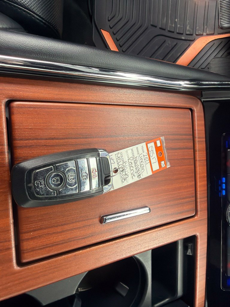 Used 2021 Lincoln Navigator Reserve AWD/4WD image 98