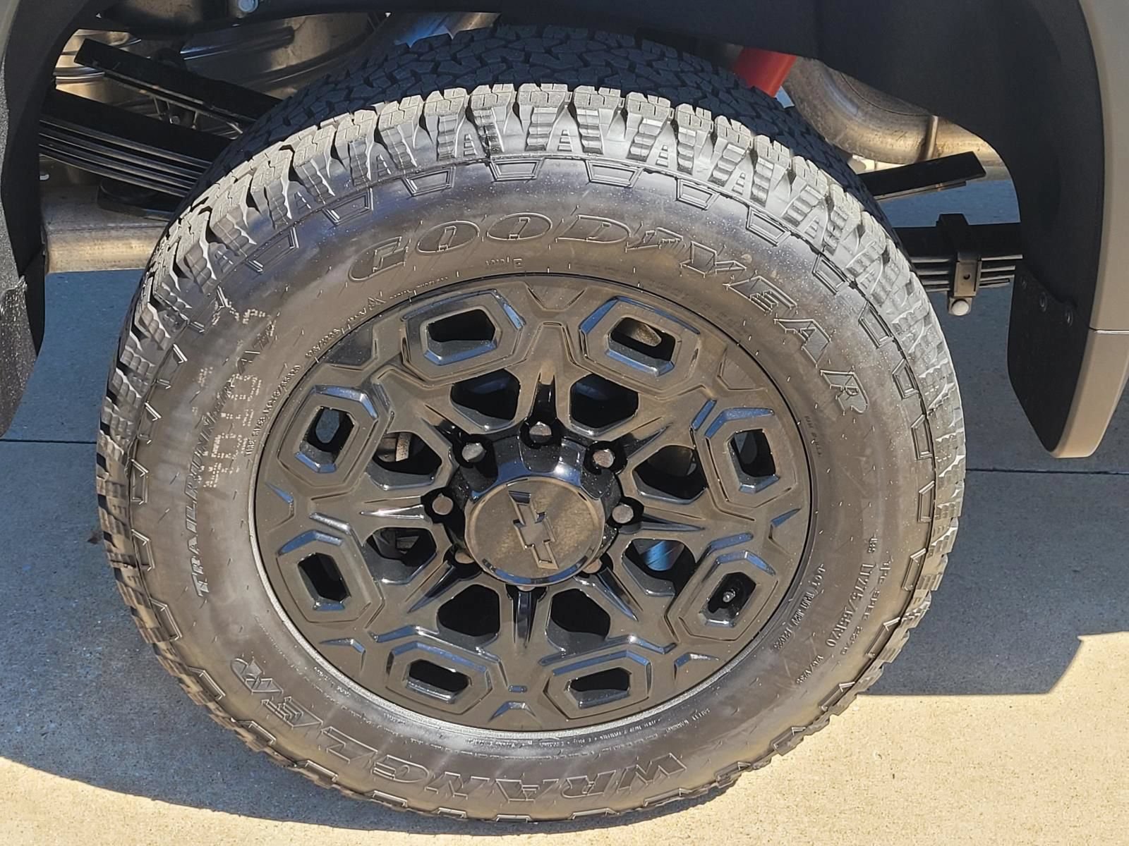 New 2026 Chevrolet Silverado 2500 High Country w/ High Country Premium Package AWD/4WD image 5