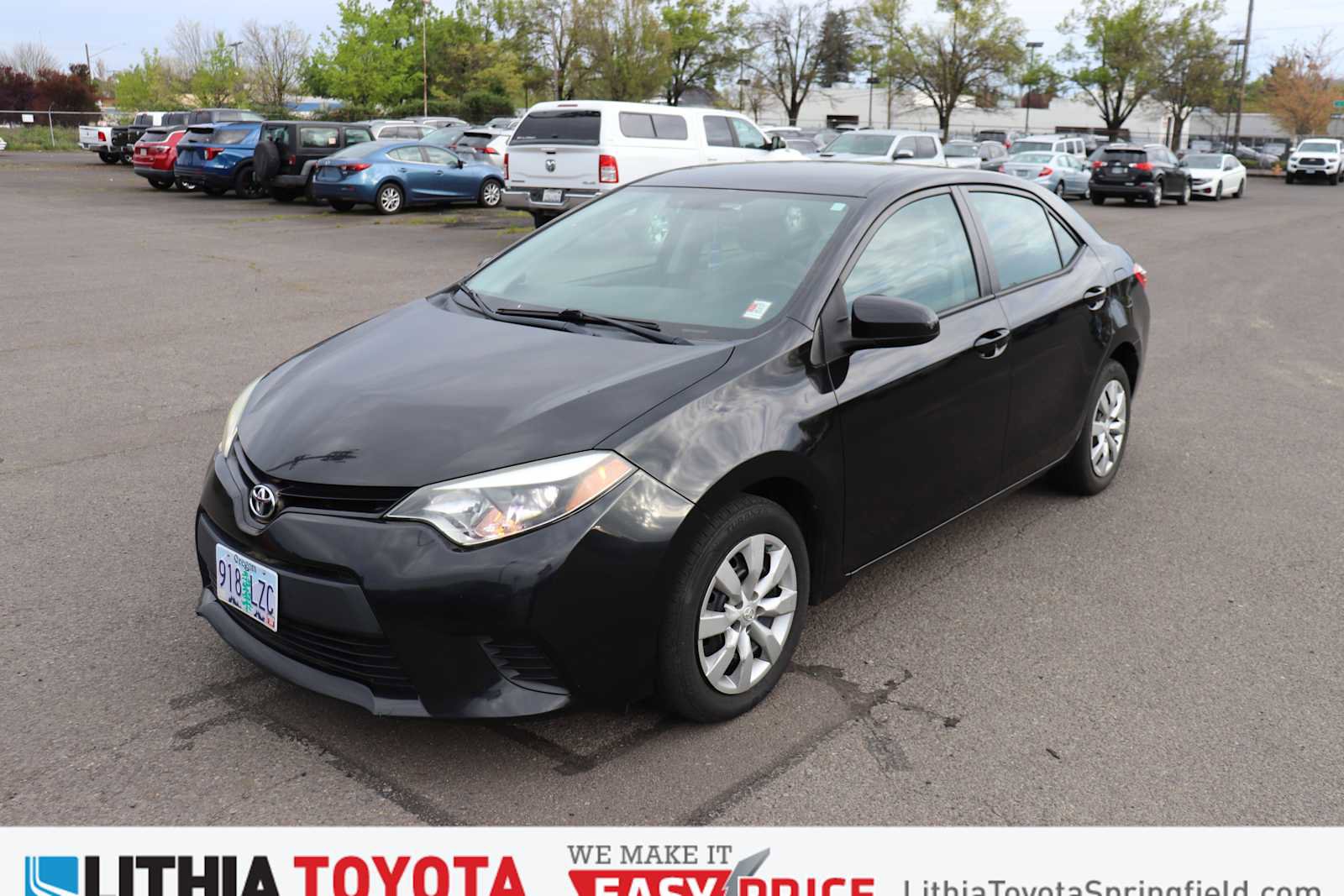Used 2014 Toyota Corolla LE FWD image 1