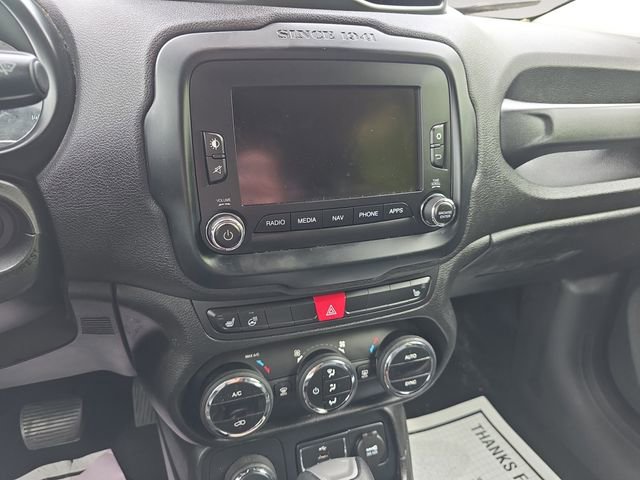 Used 2017 Jeep Renegade Limited AWD/4WD image 10
