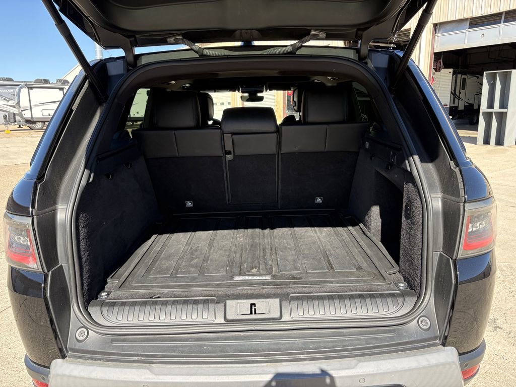 Used 2018 Land Rover Range Rover Sport SE image 26