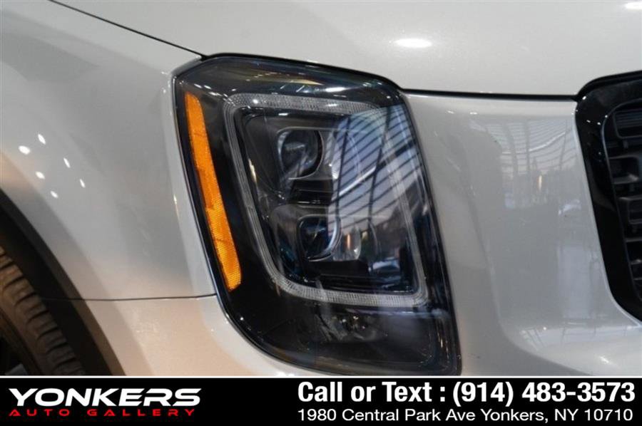 Used 2022 Kia Telluride SX w/ SX Prestige Package image 15