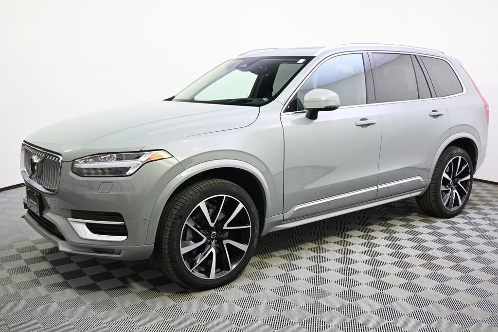 Used 2024 Volvo XC90 B6 Ultimate w/ Protection Package Premier AWD/4WD image 2
