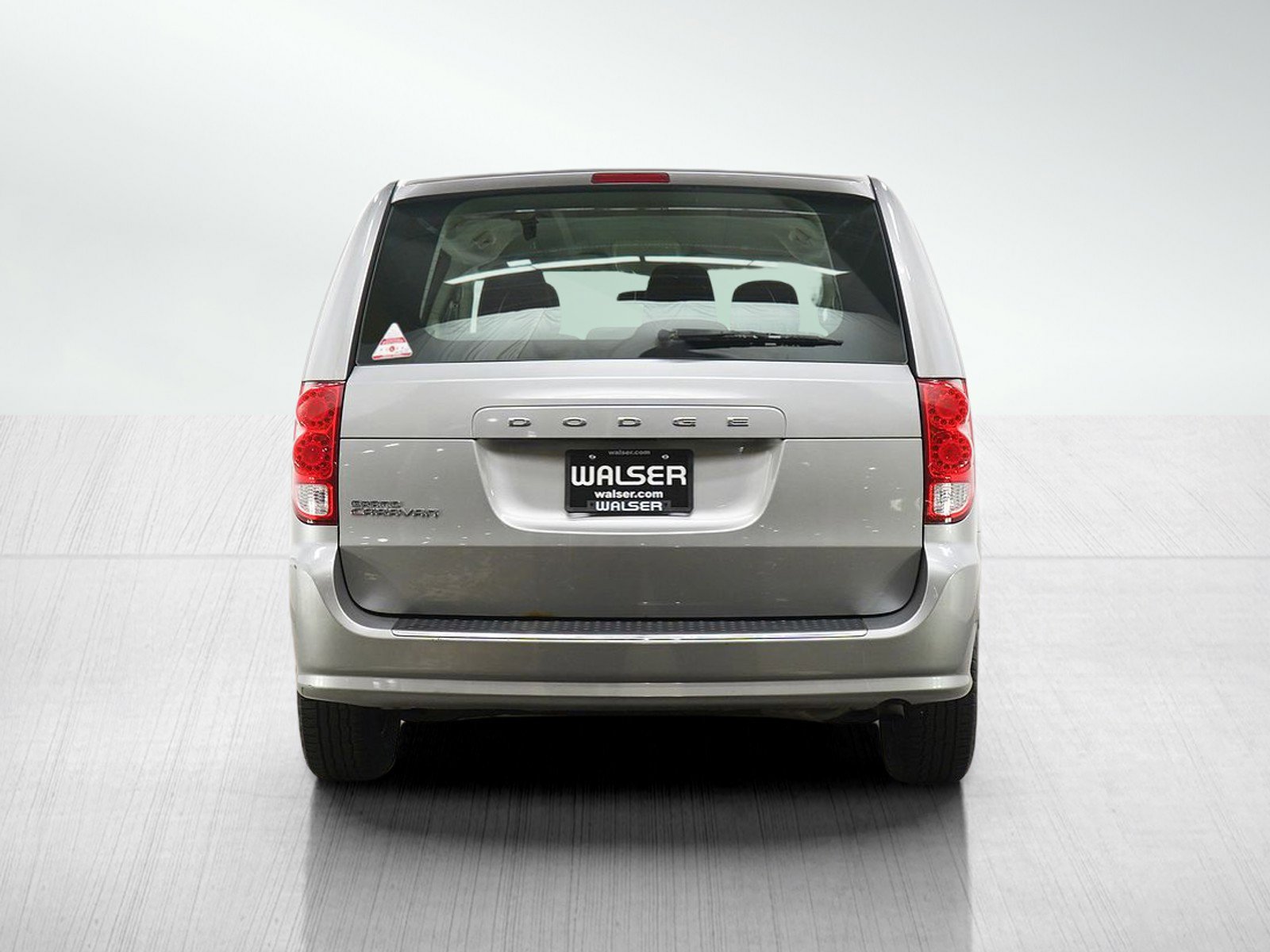 Used 2015 Dodge Grand Caravan American Value Package FWD image 4