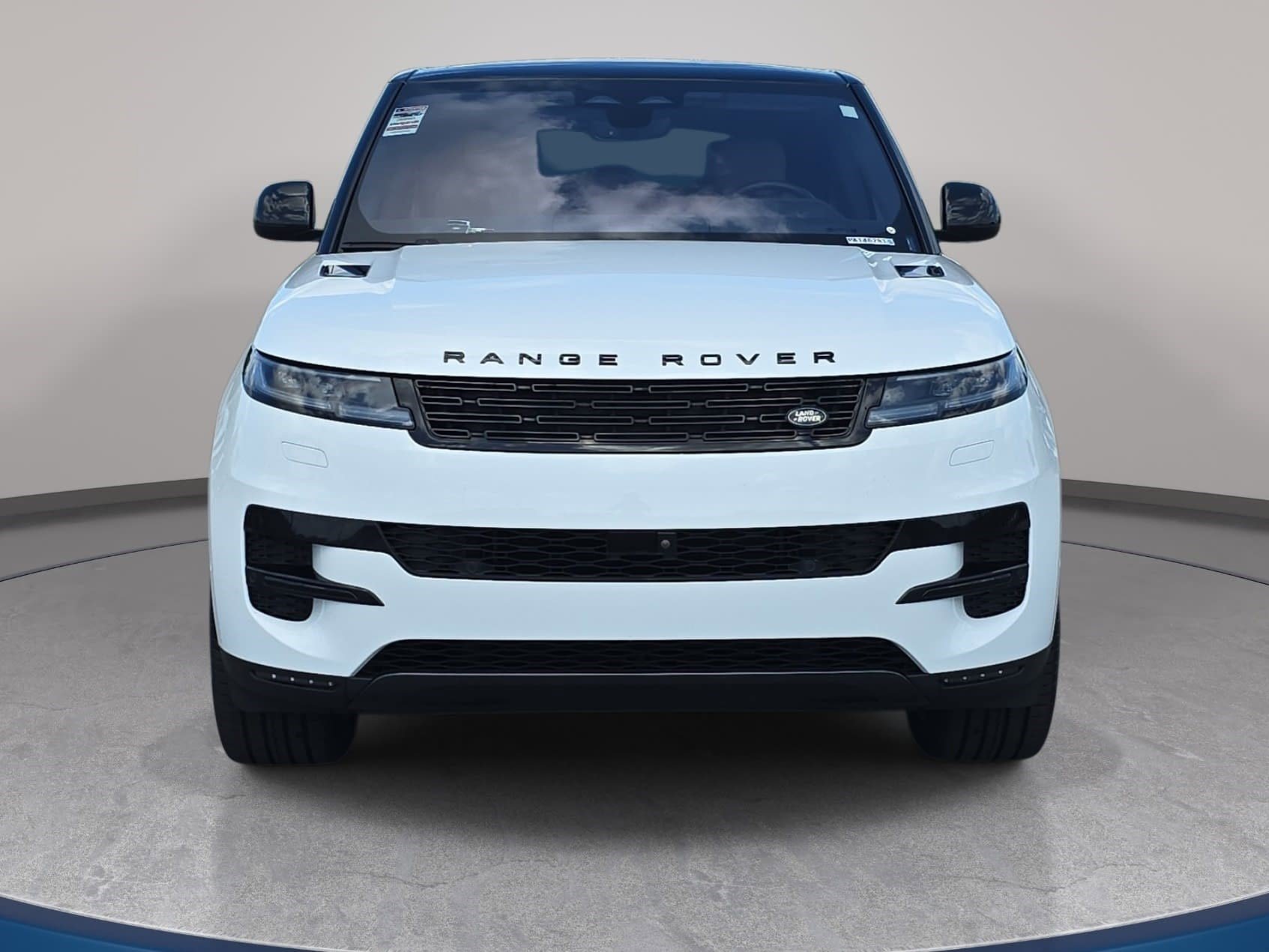 Used 2023 Land Rover Range Rover Sport SE AWD/4WD image 2