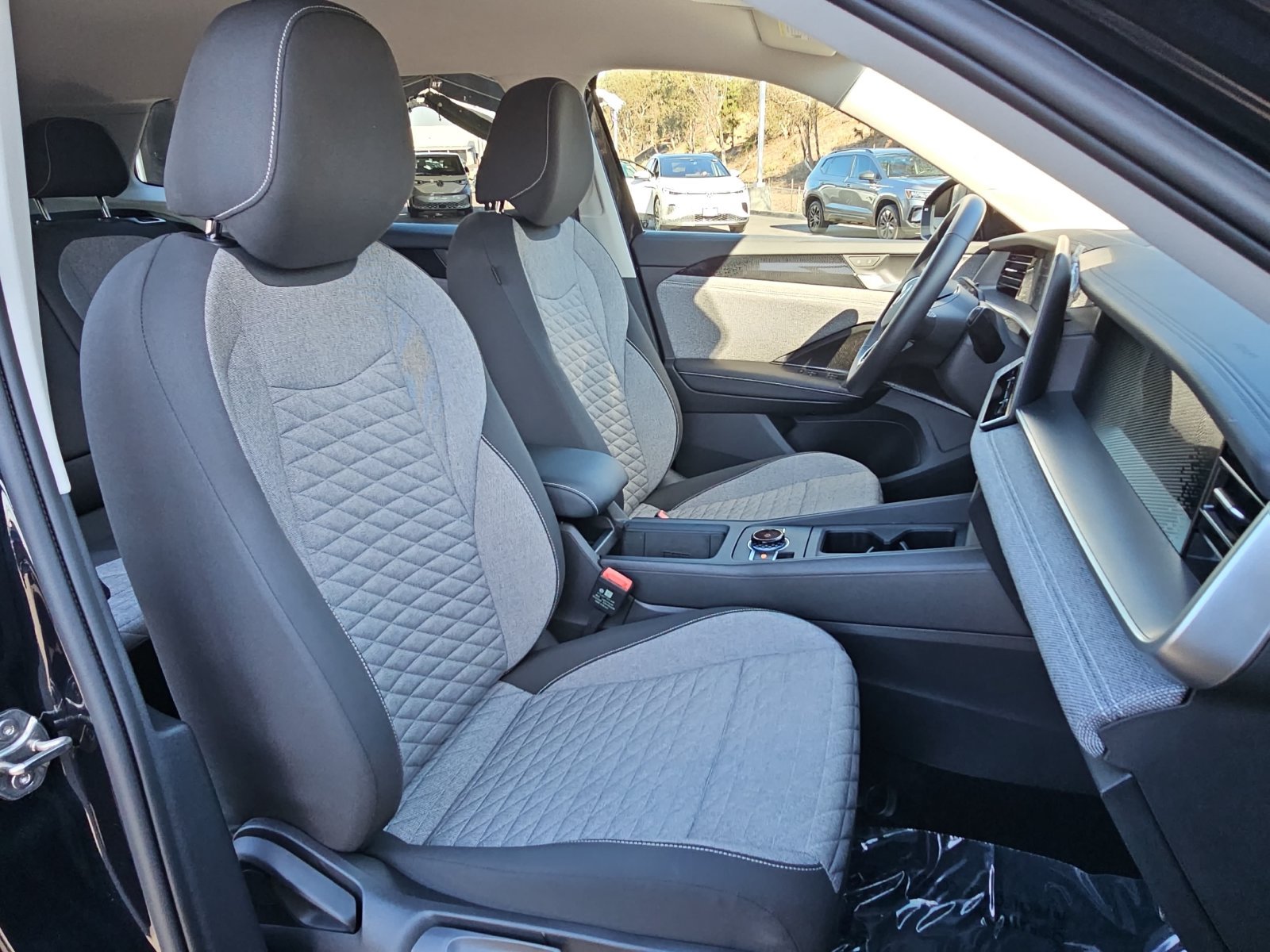 Used 2026 Volkswagen Tiguan S FWD image 10