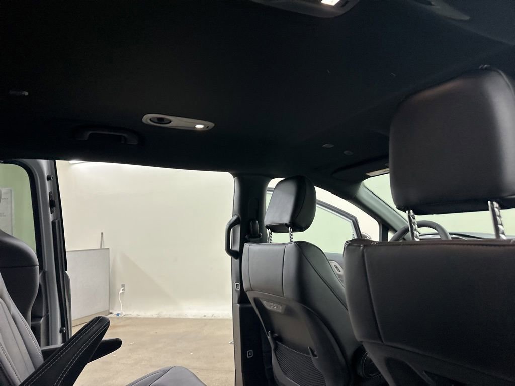 New 2026 Chrysler Pacifica Select image 19