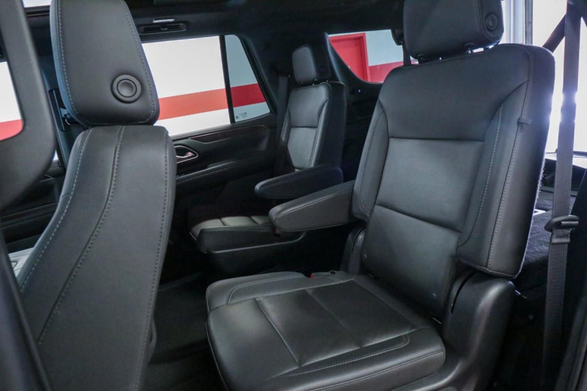 Used 2022 Chevrolet Tahoe LT w/ Luxury Package RWD image 14
