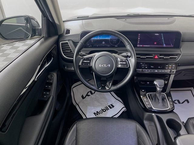 Used 2024 Kia Seltos EX image 23