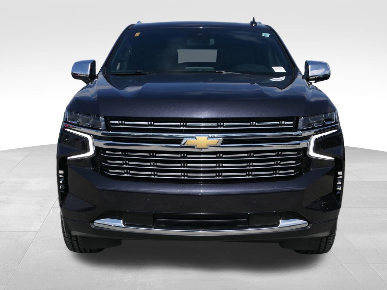 Used 2024 Chevrolet Suburban Premier image 7
