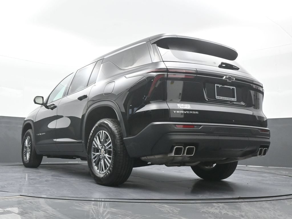 Used 2024 Chevrolet Traverse LS FWD image 67