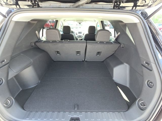 Used 2023 Chevrolet Equinox LS w/ LS Convenience Package FWD image 12