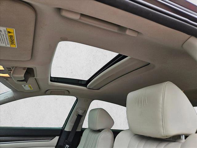 Used 2018 Honda Accord Touring image 20