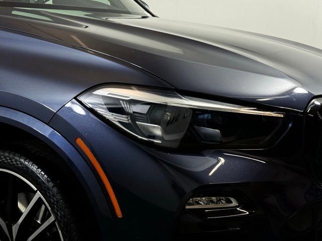 Used 2021 BMW X5 M50i w/ Premium Package image 15