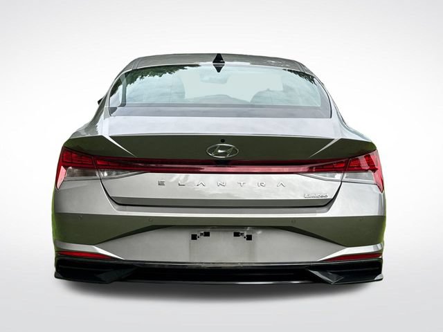 Used 2023 Hyundai Elantra Limited FWD image 4
