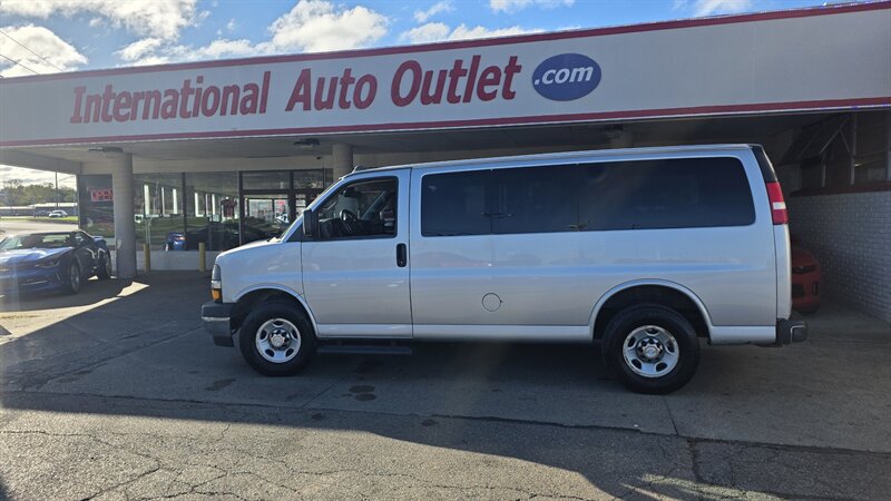 Used 2019 Chevrolet Express 3500 LT w/ LT Preferred Equipment Group